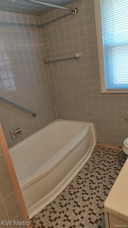 Building Photo - 8272 Outer Dr E