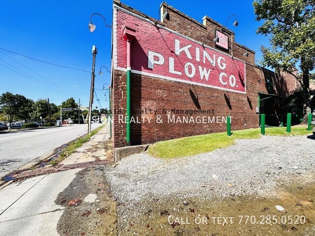 Building Photo - Historic King Plow Loft Studio - Ideal Liv...