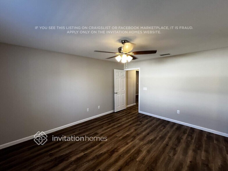 Building Photo - 4604 NW Bighorn Ave