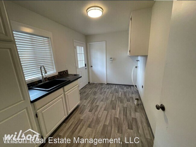 Building Photo - 4 br, 2 bath House - 80 Hickory Ln