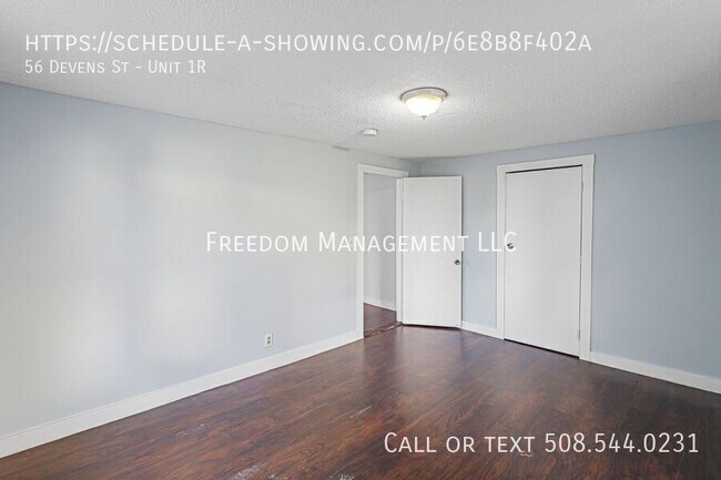 Building Photo - 56 Devens St