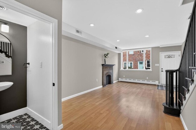 Building Photo - 1908 S Jessup St