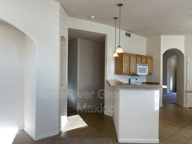 Building Photo - 2148 S Ensenada Cir SE