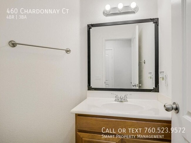 Building Photo - 460 Chardonnay Ct