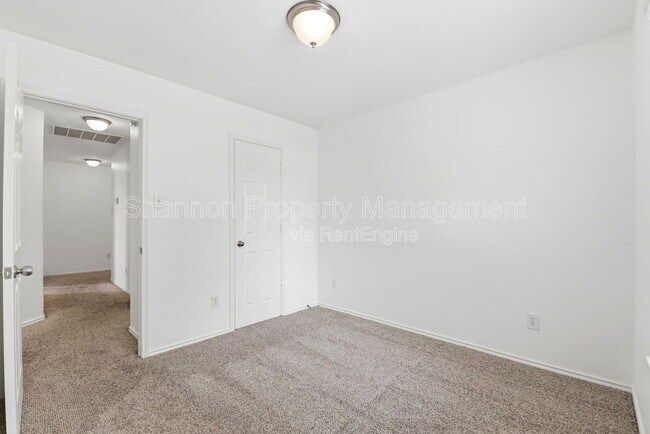 Building Photo - 5342 Gibralter Pl
