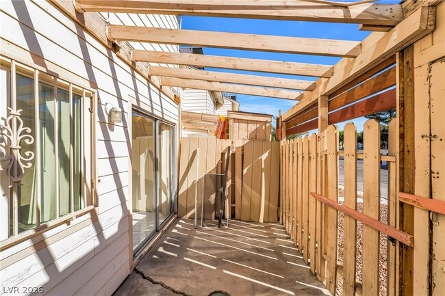 Building Photo - 4770 S Topaz St