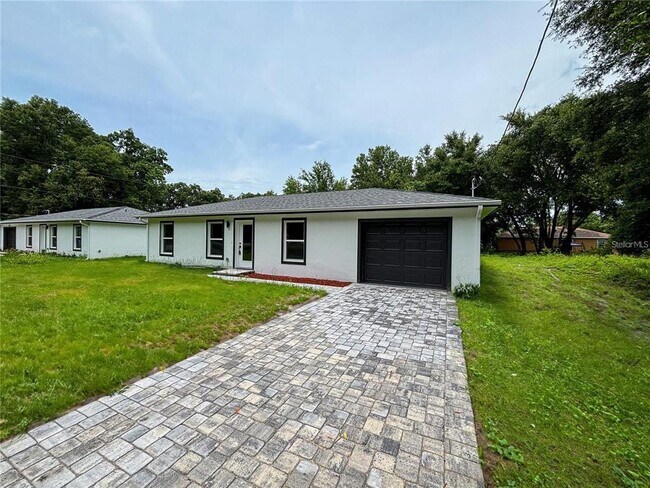 Primary Photo - 3326 Albatross Ave