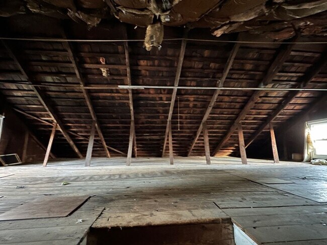 Building Photo - 3 Bedroom 1 Bathroom Myerstown Single Home