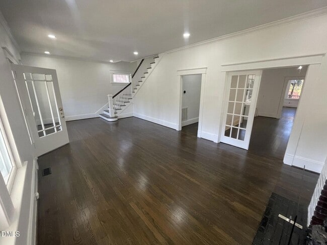 Building Photo - 313 Calvin Rd