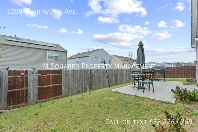 Building Photo - 1209 Heartwood Ave