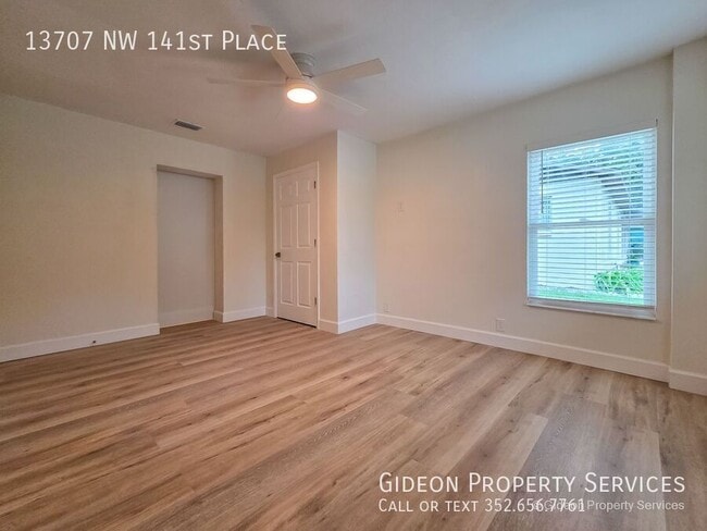 Building Photo - 13707 NW 141 Pl