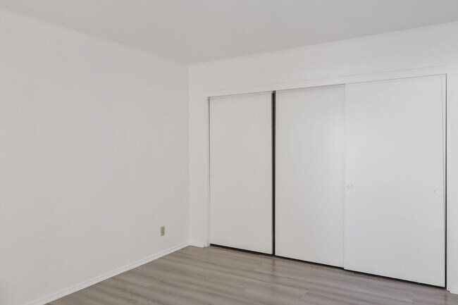 Building Photo - Gated Anaheim 3 Bedroom Home | Attached 2-Car Garage | Central A/C