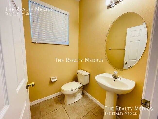 Building Photo - 5110 Fiorella Ln