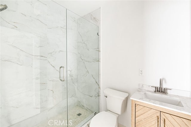 Building Photo - 7044 White Oak Ave