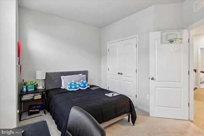 Building Photo - 10800 Blanton Wy