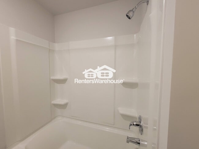 Building Photo - 11677 Mendenhall Ct