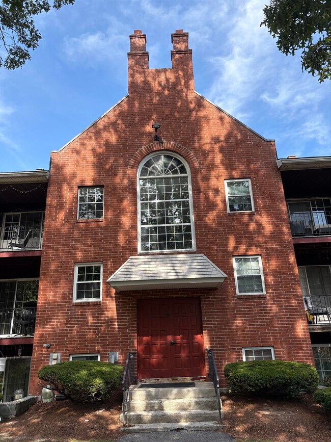Primary Photo - 9 Louisburg Square