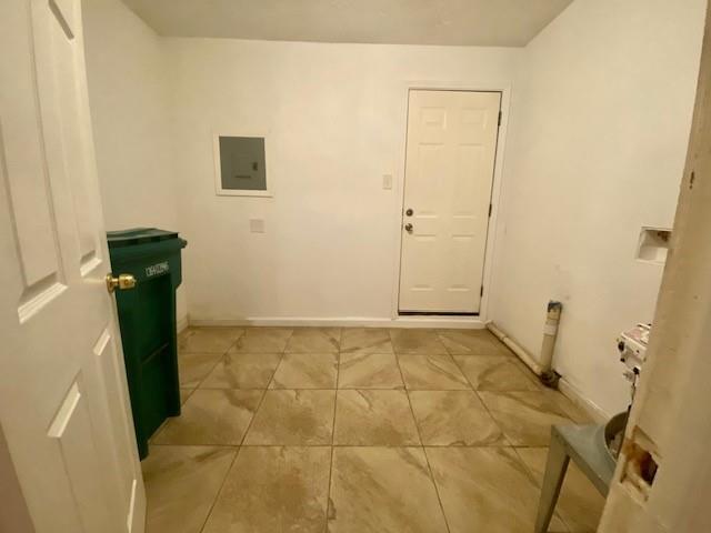 Building Photo - 917 Trimm Ave