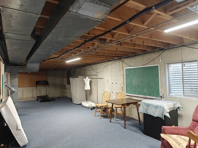 Building Photo - 3389 Ohara Terrace