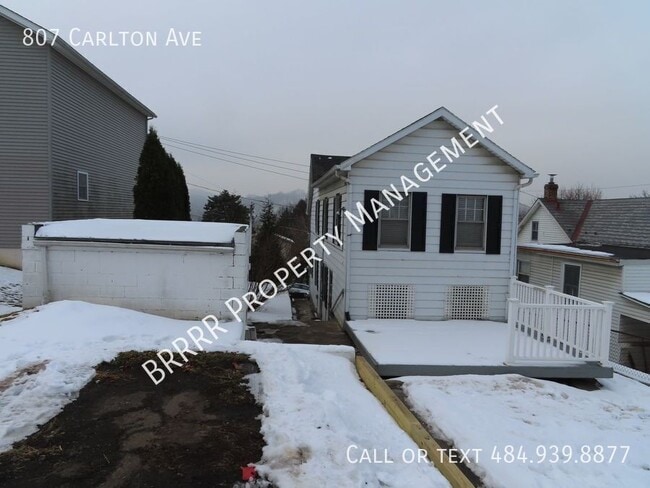 Building Photo - 807 Carlton Ave