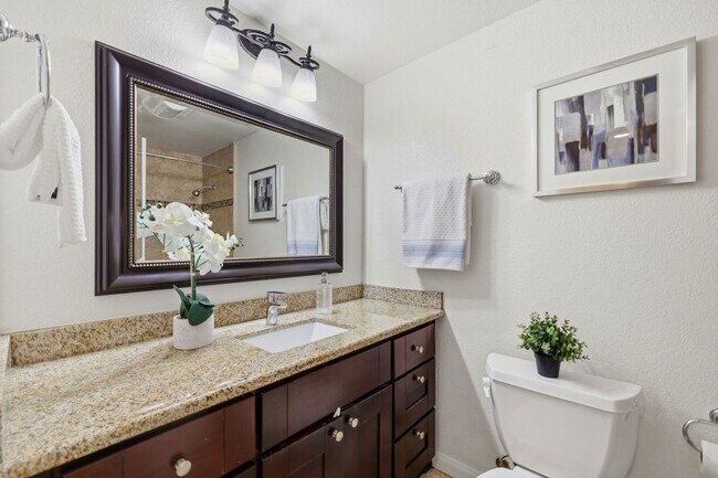 Building Photo - 20740 Celeste Cir