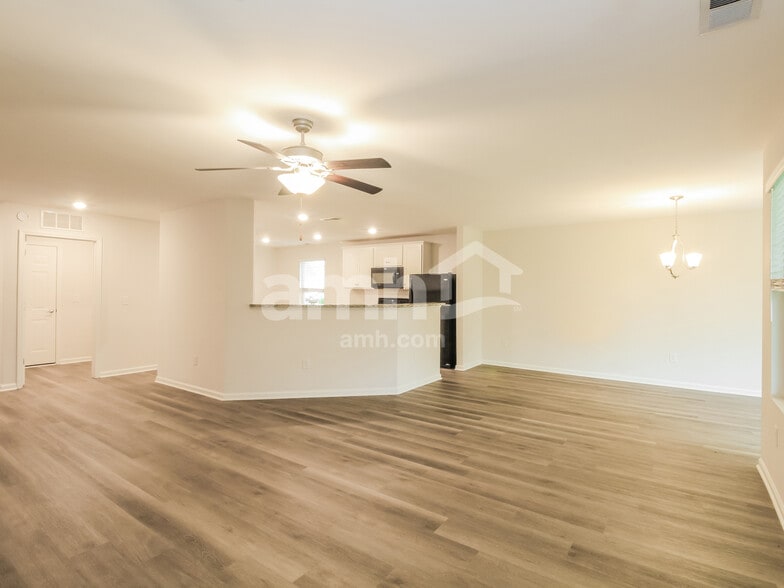 Building Photo - 7108 Brittany Pointer Ct