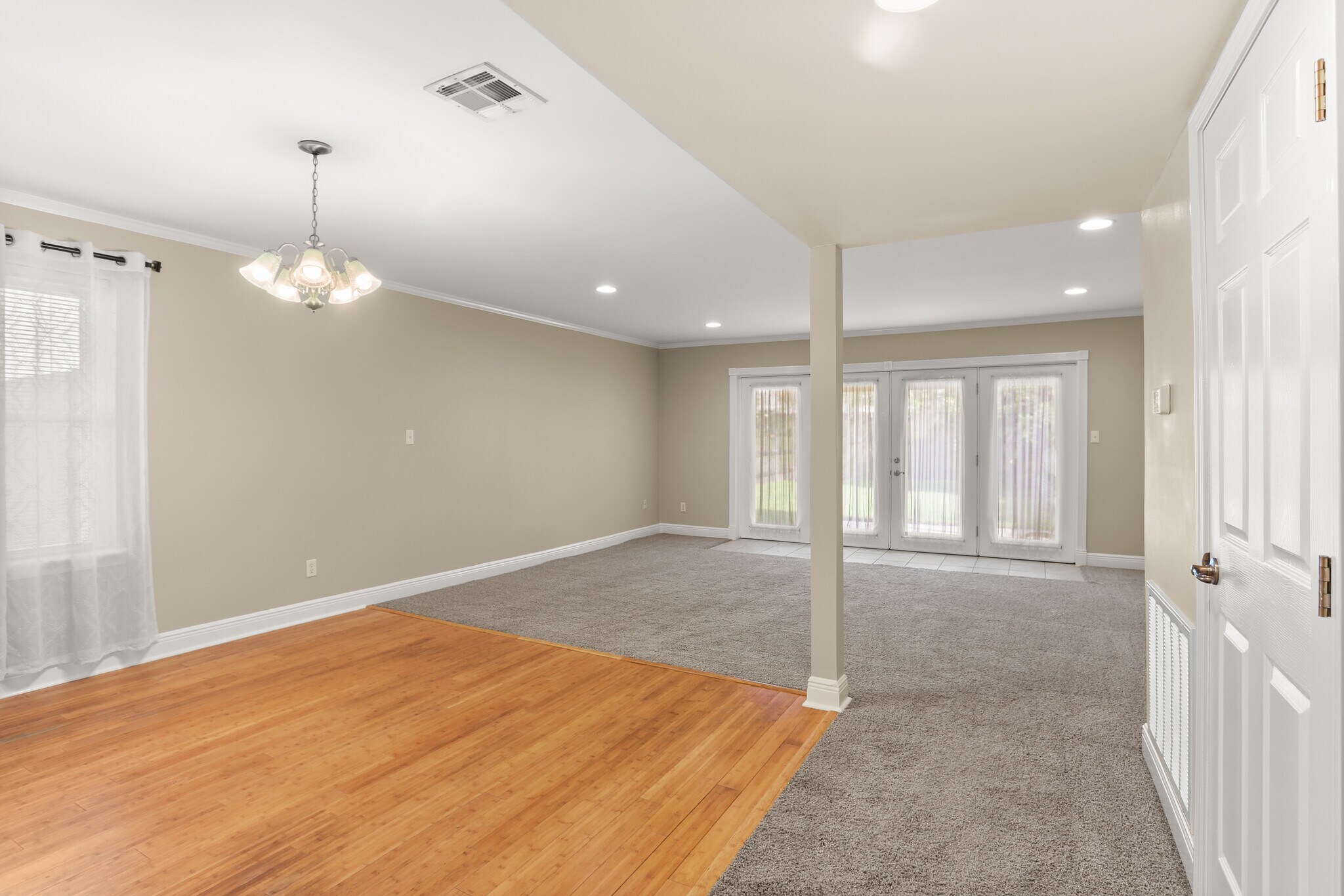 View of LR/DR from foyer - 117 28th St