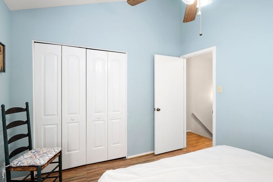 Building Photo - 604 White Mountain Dr