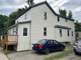 Building Photo - 316 S Plain St