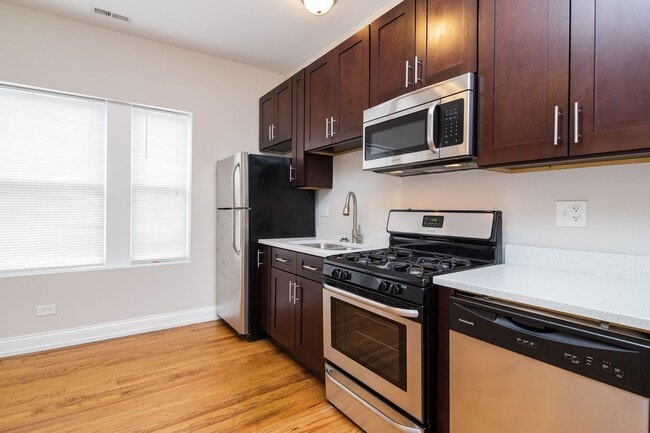 Interior Photo - Portage Park Theater Apartments
