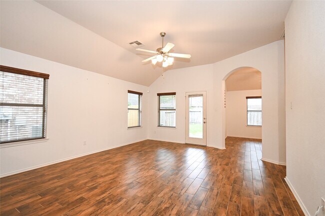 Building Photo - 19734 Amber Village Ln