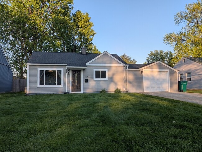 Building Photo - 5061 Forest Rd