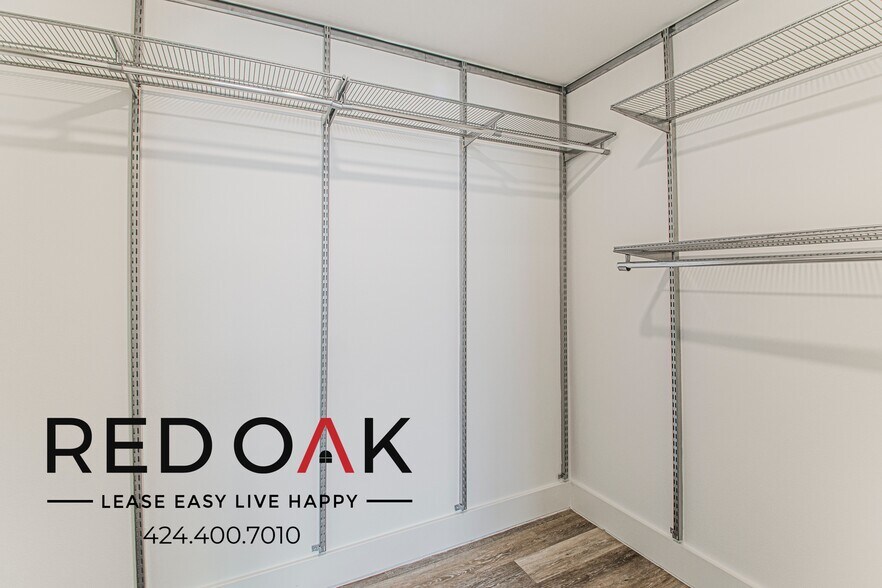 Building Photo - 5727 La Mirada Ave