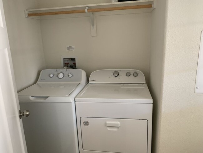 Building Photo - 201 S Greenfield Rd