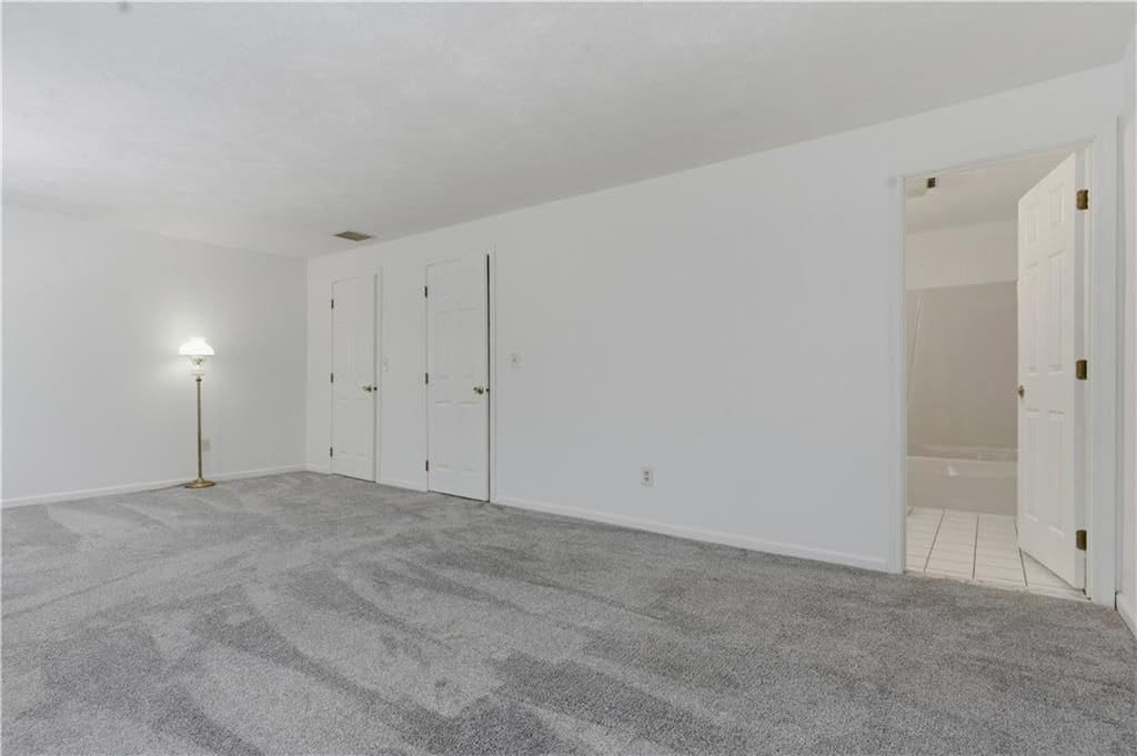 Building Photo - 39 Waterview Dr