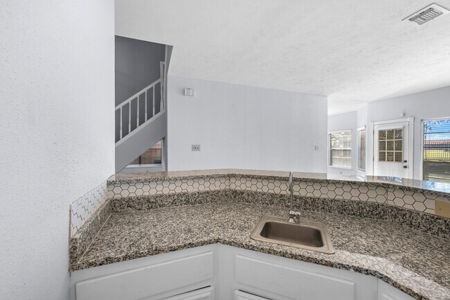 Building Photo - 4322 Palmer Plantation Dr