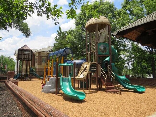 Building Photo - 3411 Swallowtail Ter