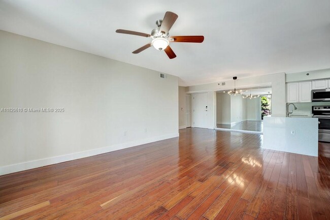 Building Photo - 19555 E Country Club Dr
