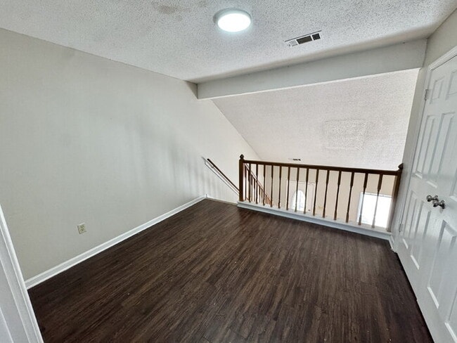 Building Photo - 6564 Whitetail Ln