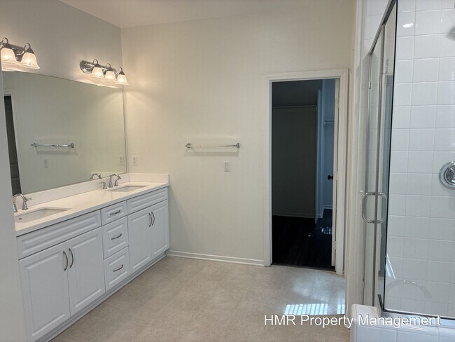 Building Photo - 3129 Mayacama Way