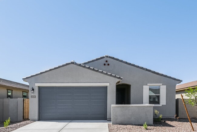 Building Photo - 10922 S 56th Ln