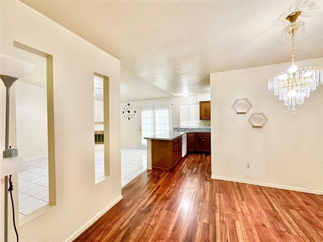 Building Photo - 2406 Jo Lyn Ln