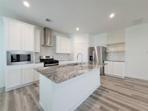 Building Photo - 13444 Sombrero Cay Dr