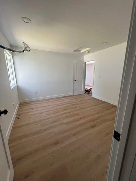 Building Photo - 10346 Pounds Ave