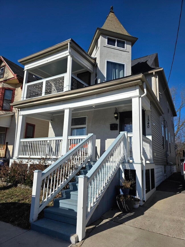 Building Photo - 1340 Oak St