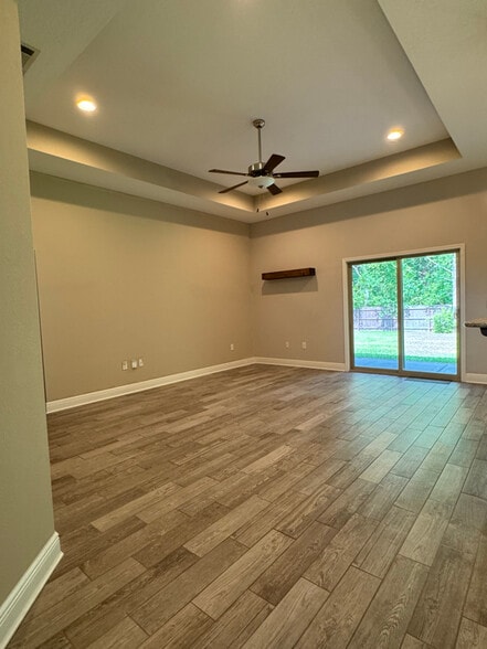 Building Photo - 2103 Frontera St