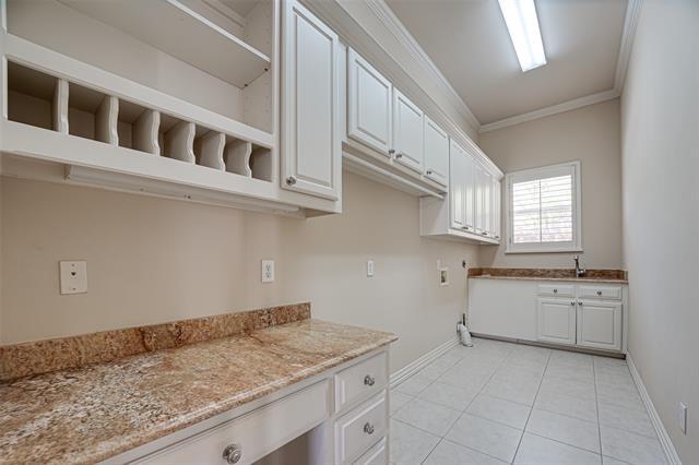Building Photo - 5004 Castle Creek Ct