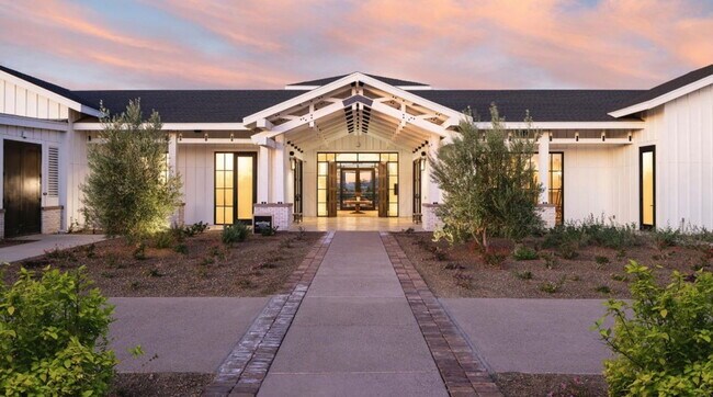 Building Photo - 11806 N Loma Linda St