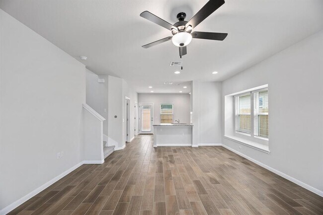 Building Photo - 17212 Adoro Dr