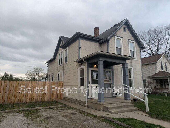 Building Photo - 1235 Stophlet St